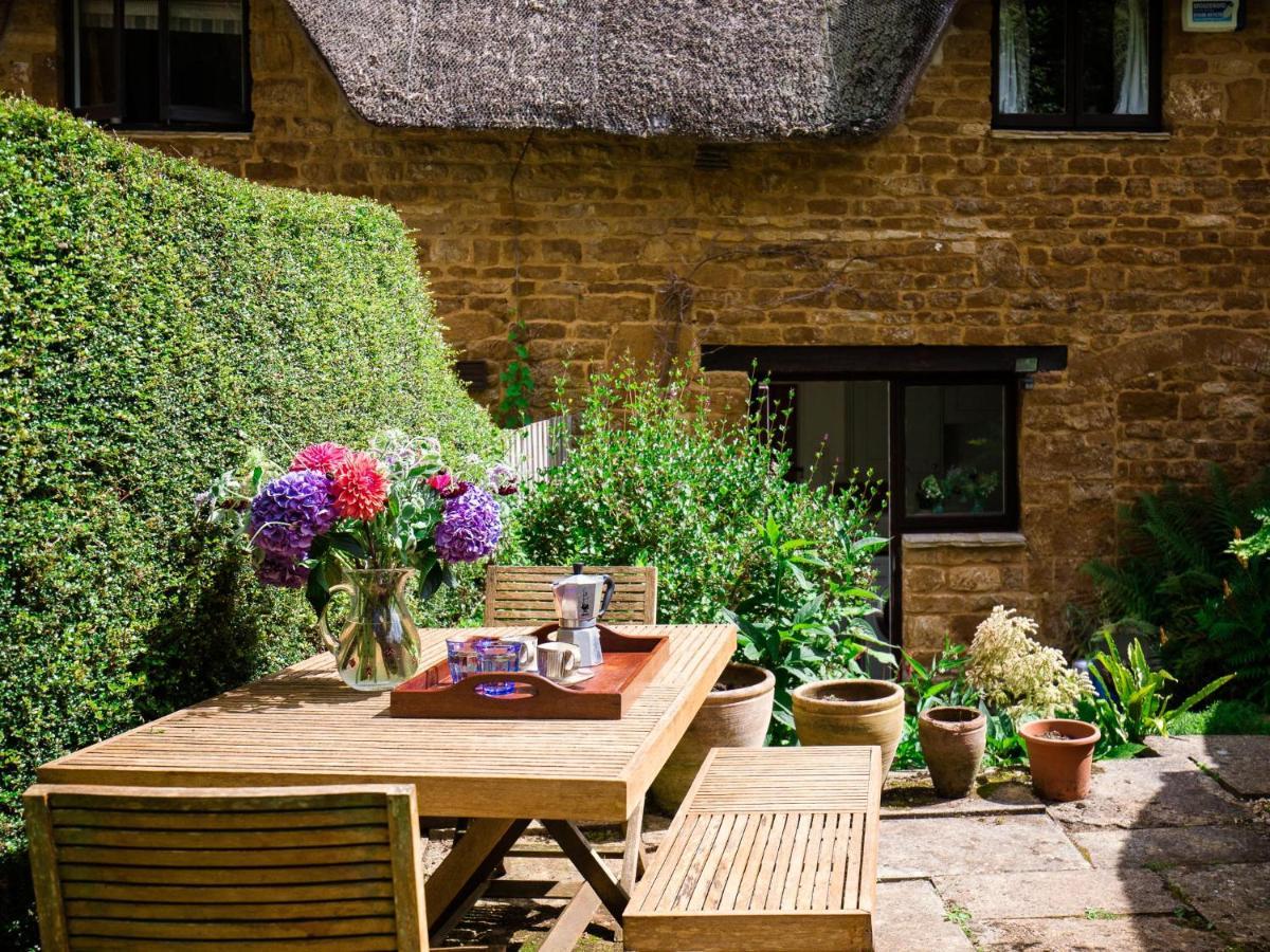 Lily Cottage Tew エクステリア 写真